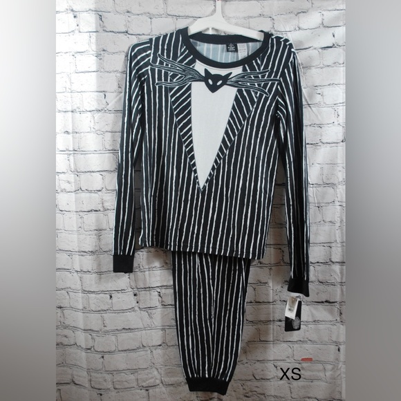 Nightmare Before Christmas 2 Piece Jack Pajama set Various Sizes Holiday New - Picture 1 of 12